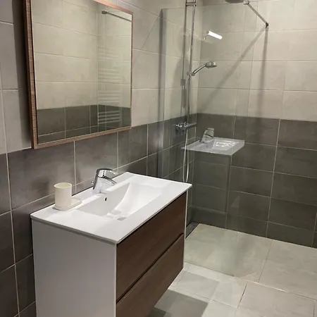 Sci La Vieille * ル・ラヴァンドゥー